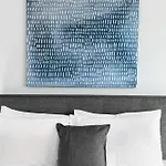 Newly Furnished & Stylish 2Br Southbank Apartment