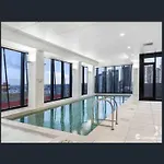 Cbd Apt On 48 Floor With City And Harbour Views
