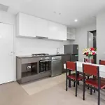Cbd Apt On 48 Floor With City And Harbour Views