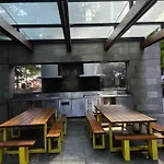 Top-Floor Luxury 1B1B Apt L44 With Spectacular City Views