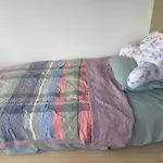Sky-High Cozy Apt In Melb Cbd!