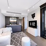 1Br Elegant Urban Luxe Apartment In Carlton