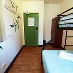 Flinders Backpackers