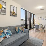 Sleek City Stay With Stunning Views & Pool Access