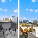 Modern Soho Duplex Free Parking - City View