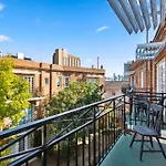 East Melbourne Apartment Walking Distance To Mcg