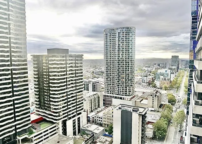 Cozy 2 Beds Apartment Near Melbourne Central Rmit