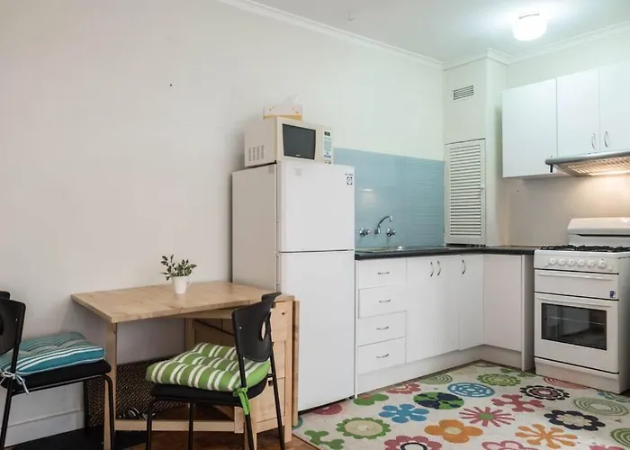 Elwood Beach Apartment