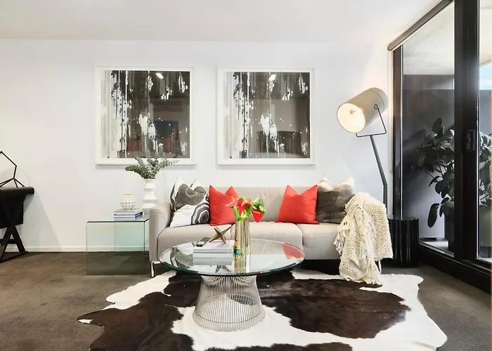 Furnished One Bedroom Apartment St Kilda Road For 5 Nights Plus