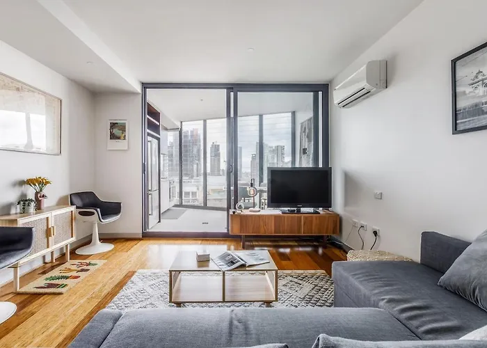 On The Banks Of The Yarra - Best Of Melbourne Living