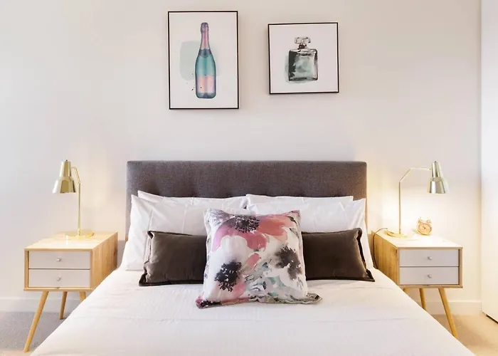 Chasing Skylines - Chic & Contemporary Living