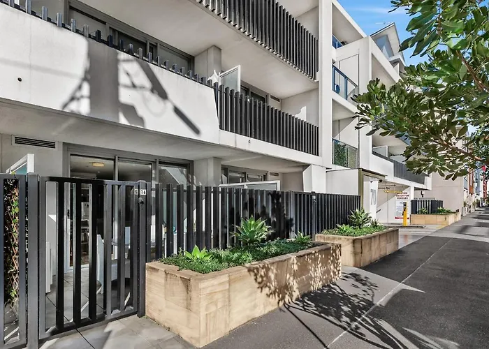 Your Very Own Beach Pad In An Inner City Location