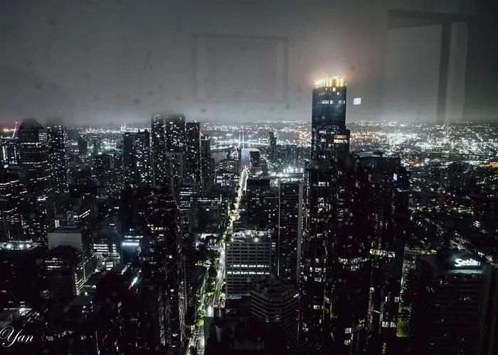 New Year Eve\'S Fireworks & Bayview Apt In Cbd