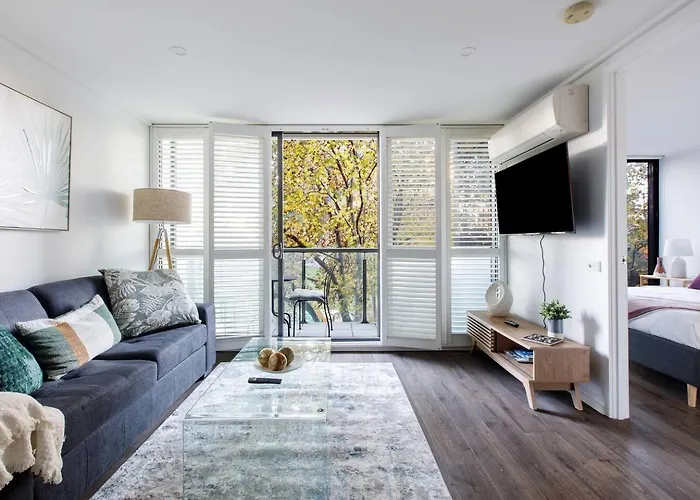 Kavanagh Breeze - Effortless Southbank Lifestyle