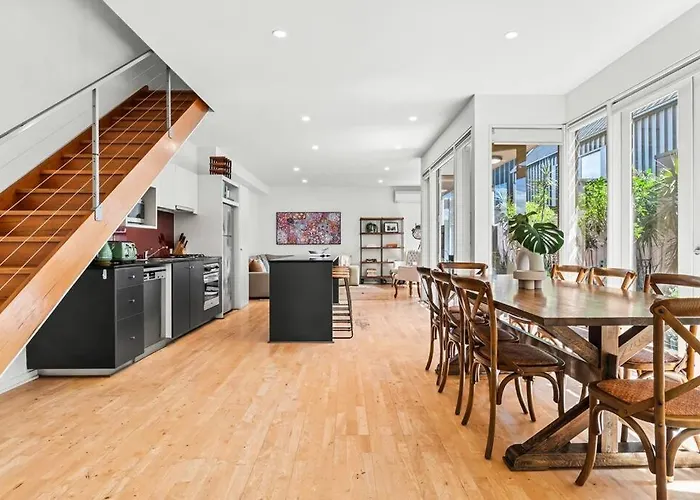 The Avenue The Place Terrific 4Br 2Bth Townhouse