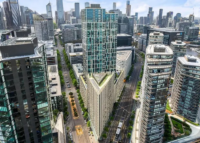 Modern & Magnificent-Harbor Views 3B2B2Car Parks