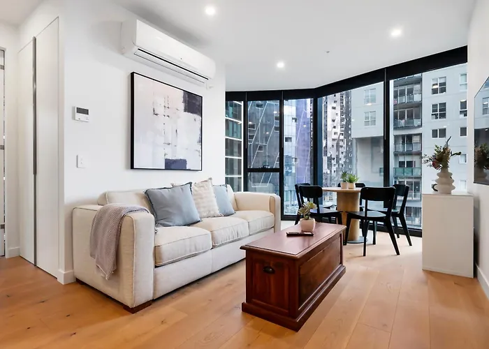 Modern Apt 100M Fr Parkland W Pool, Gym And Wi-Fi