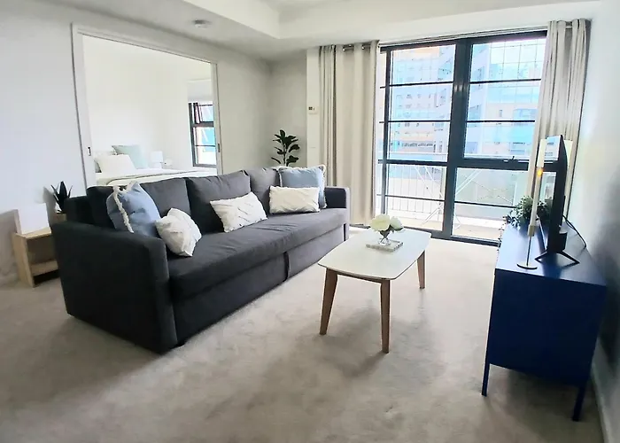 Readyset Apartments On Spencer North