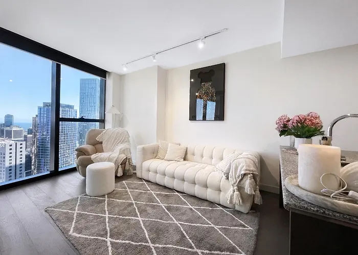 1Br Elegant Urban Luxe Apartment In Carlton