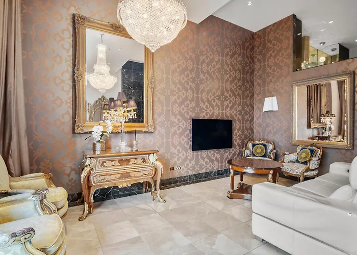 Luxury Mansion Of Elegance - Southbank Crown Gem