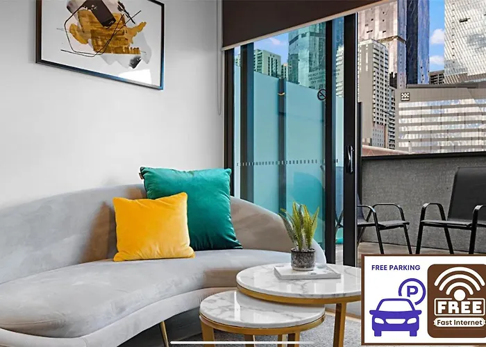 Modern Soho Duplex Free Parking - City View