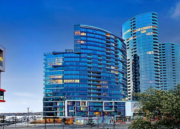 Readyset Apartments On Central Pier