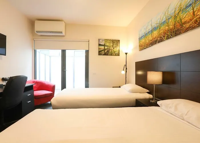Alston Apartments Hotel