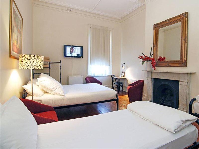 Hostel Claremont *