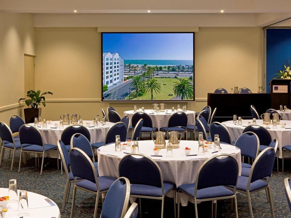 Hotel Novotel St Kilda 4*