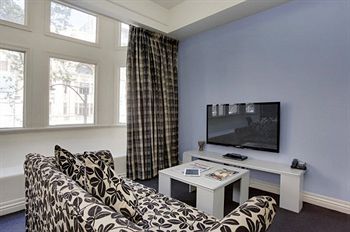 Collins 4* Melbourne