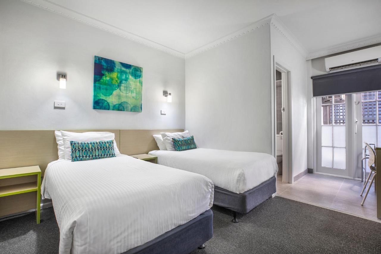 Hotel Nightcap At Skyways Melbourne