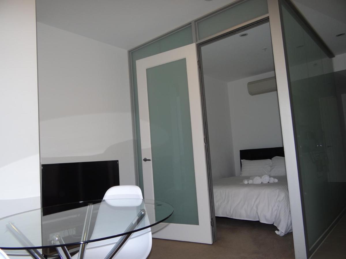 Apartment Amazing Accommodations: Vogue