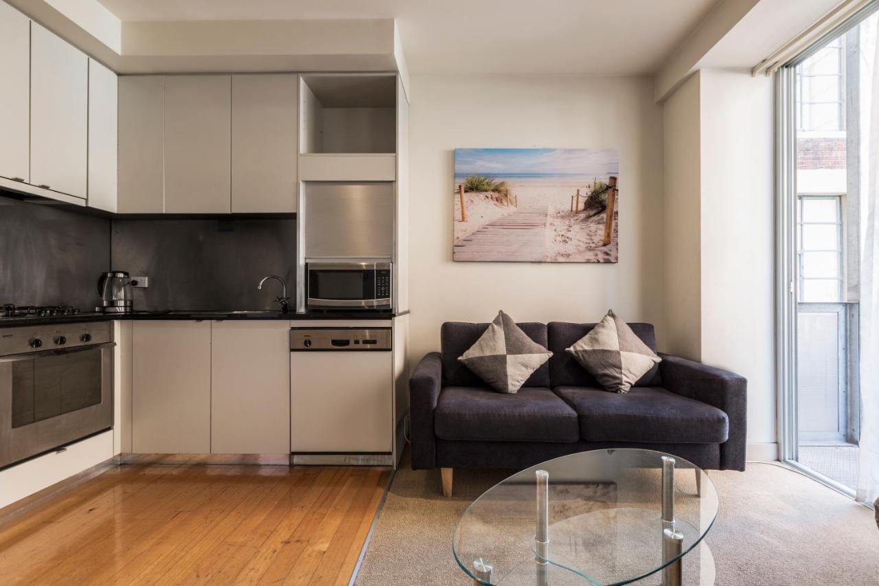 Apartment Absolute Collins