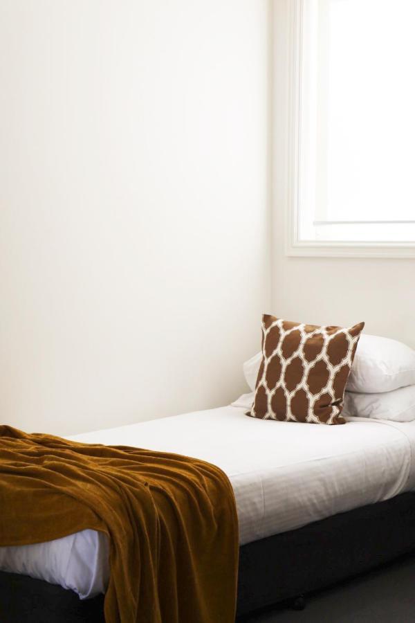 Collins Aparthotel 4*