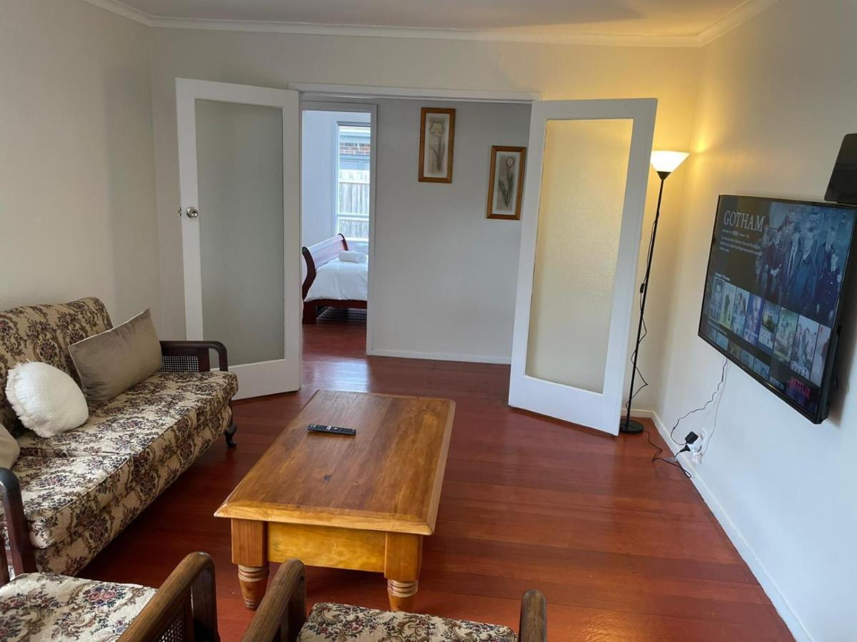 Casa de férias 3 Bedroom Family House Close To Airport Melbourne