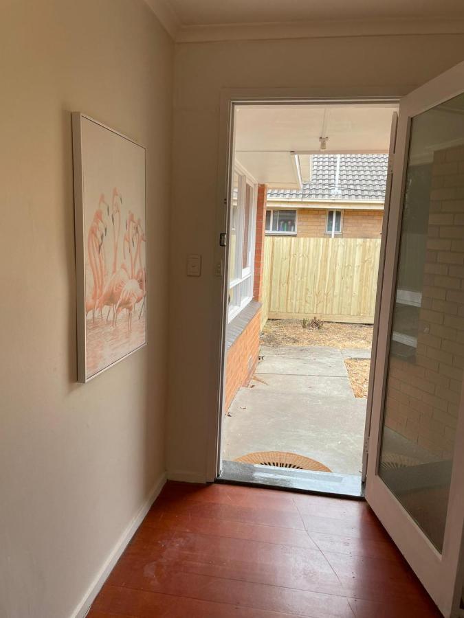 3 Bedroom Family House Close To Airport