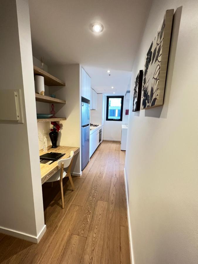 Apartment Flinders Street