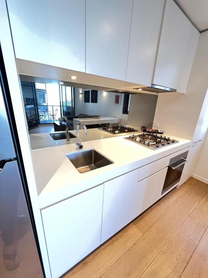 Apartment Flinders Street