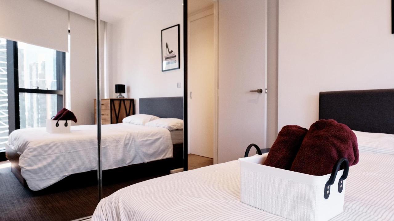 Entire 1br Right Next To Crown With Pool,gym & Parking Available Apartamento *