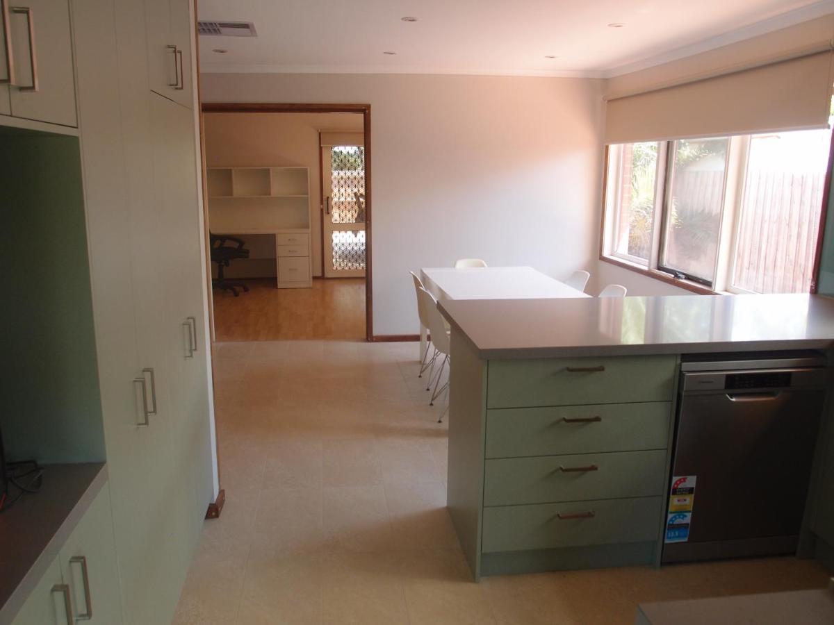 Corporate Share House Homestay *