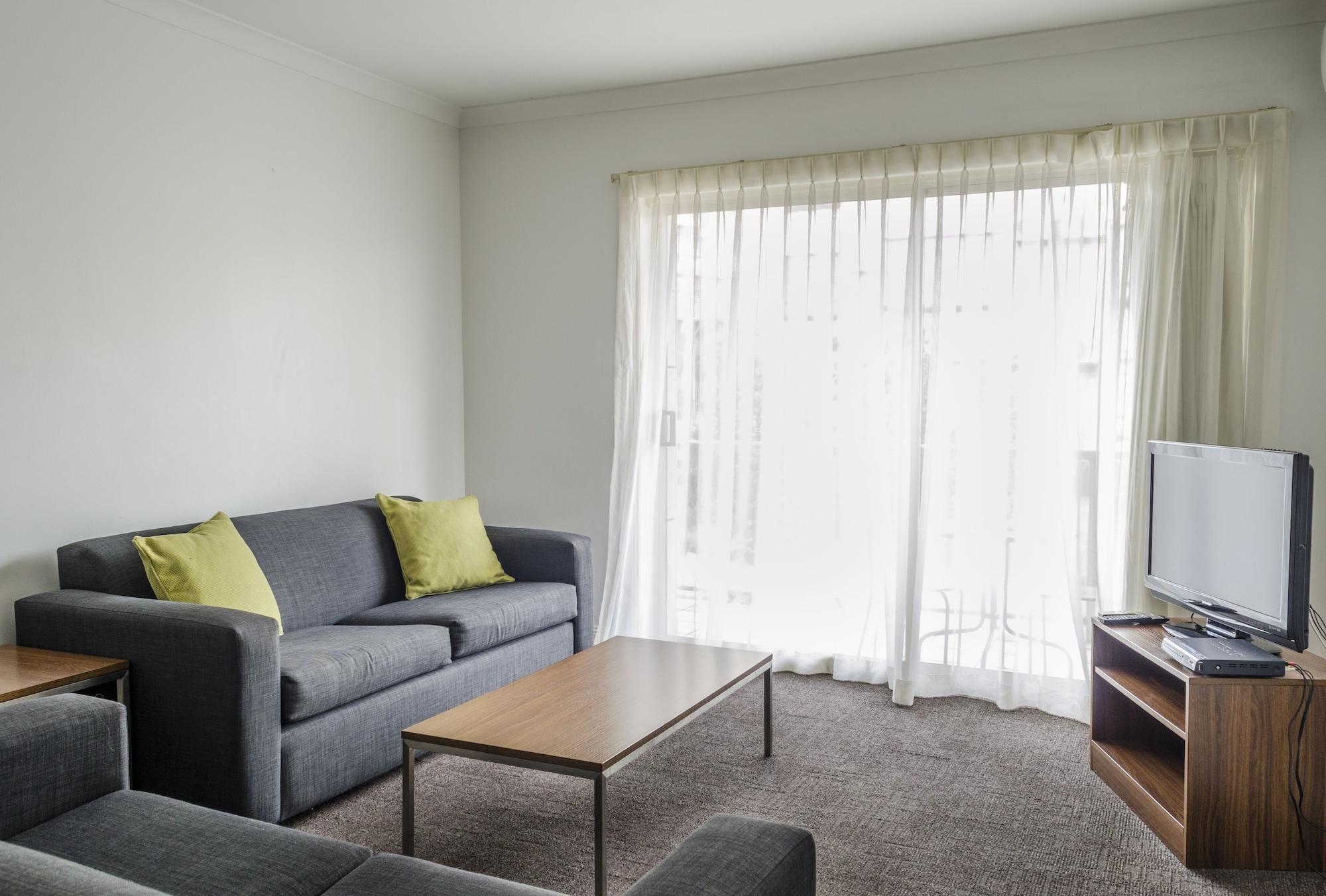 Amazing Accommodations: St Kilda Aparthotel 4*