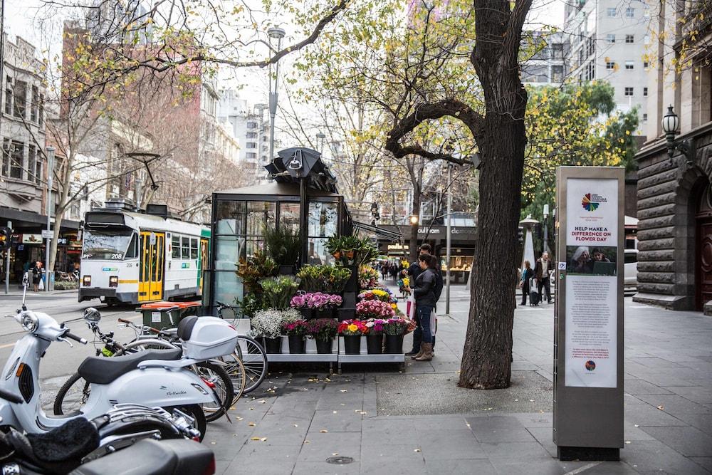 Aparthotel Collins Melbourne