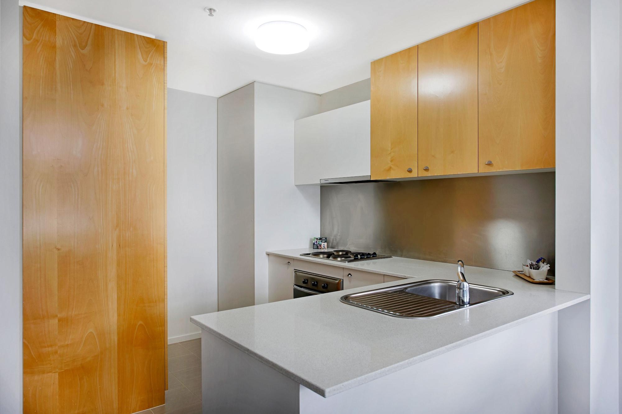 Cbd Official Aparthotel Melbourne