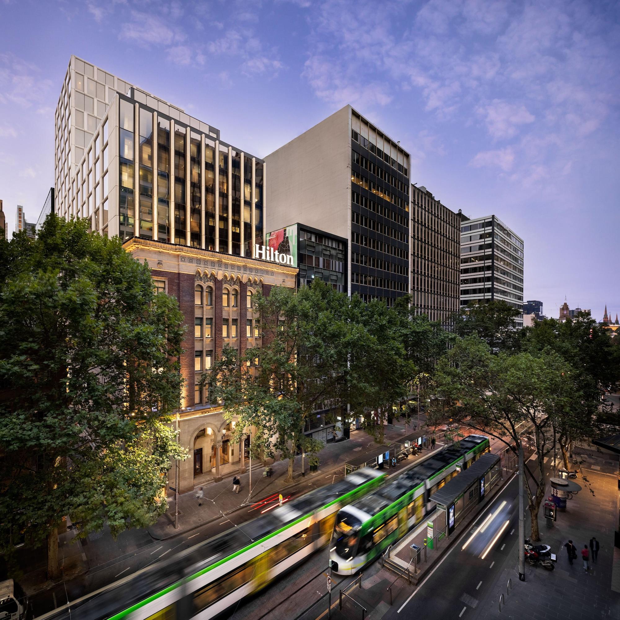 Hotel Hilton Little Queen Street 5*