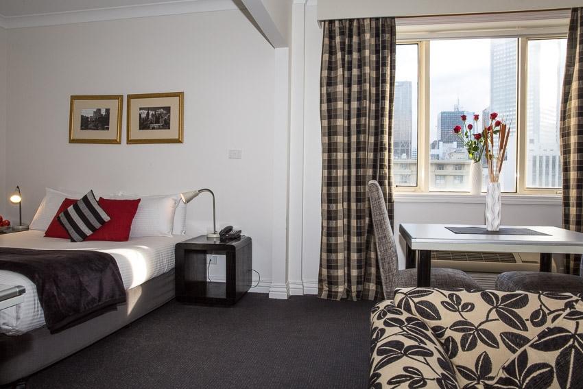 Collins Aparthotel 4*