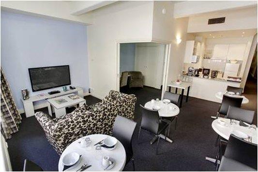 Collins 4* Melbourne