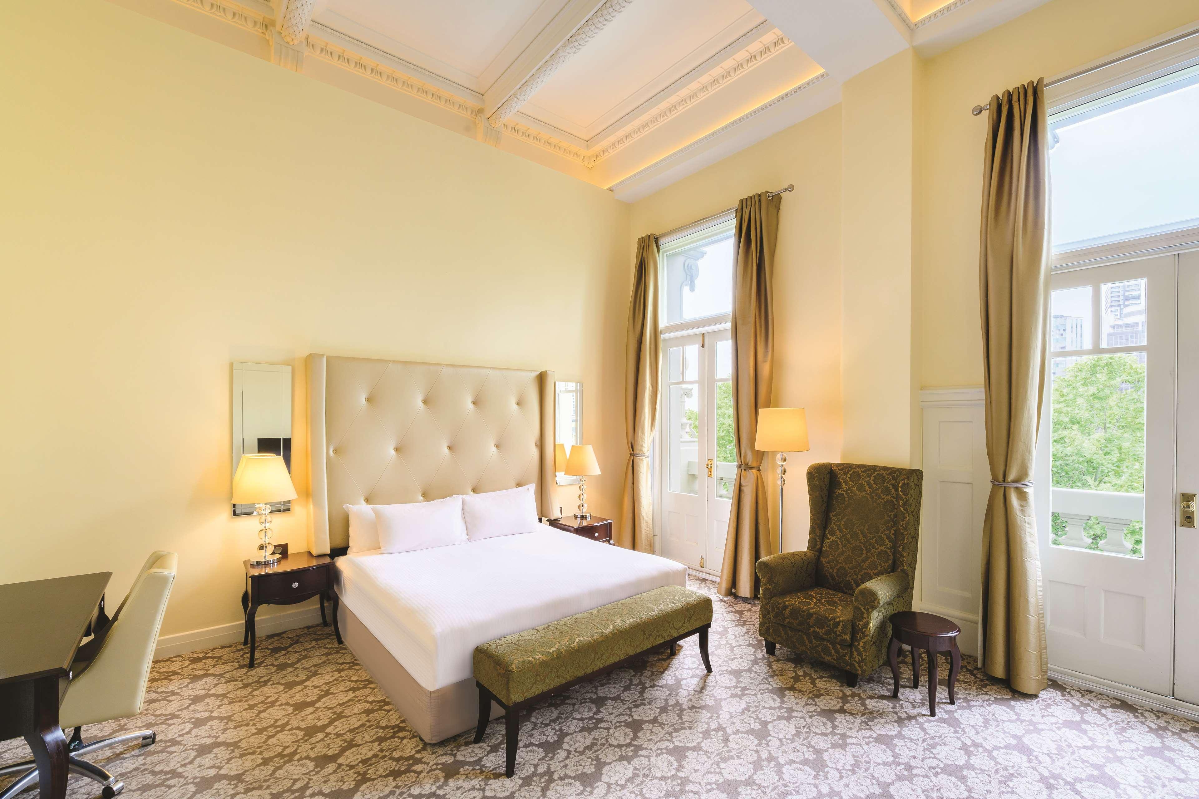 Rendezvous Hotel 4*