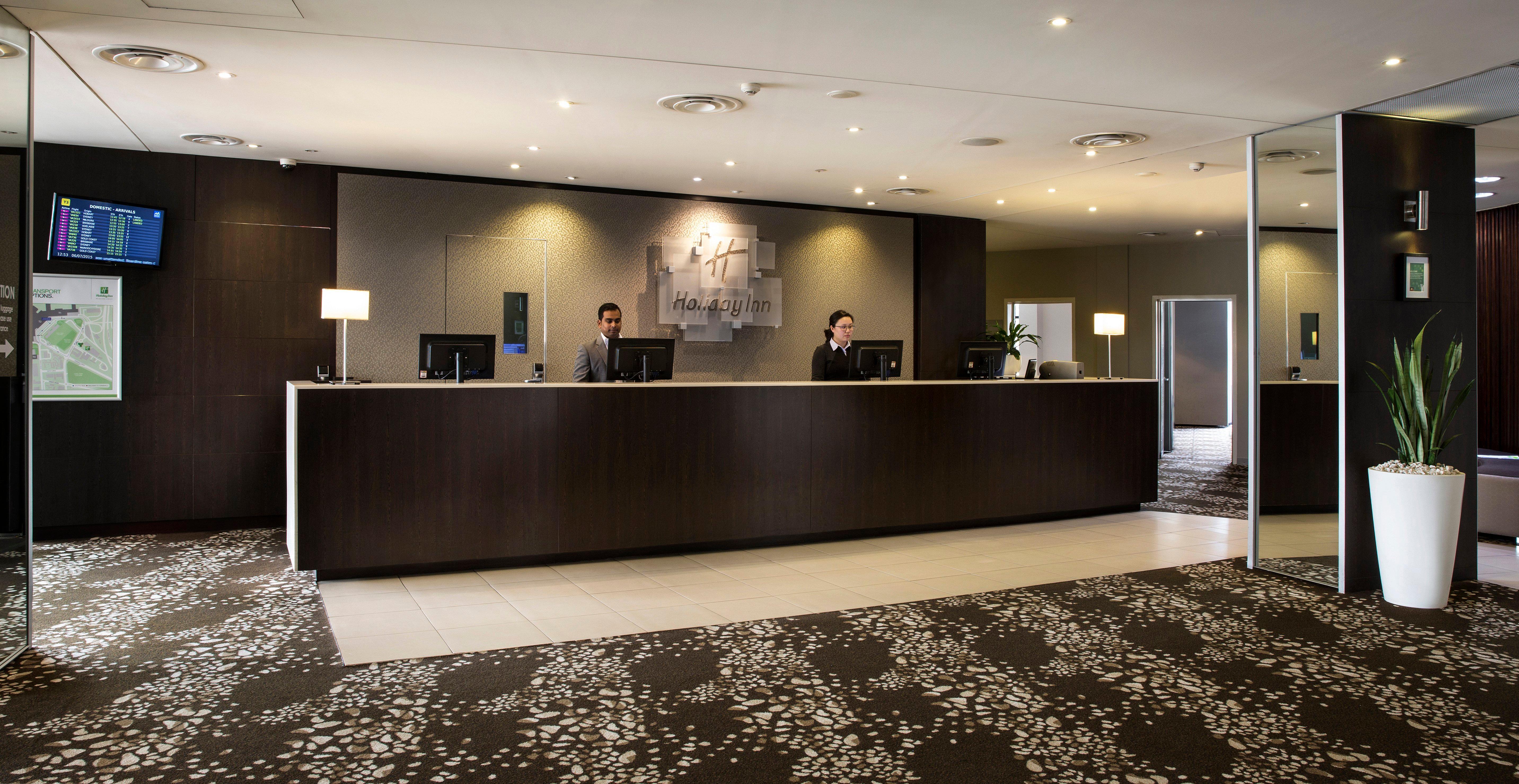 Airport By Ihg Hotel 4*