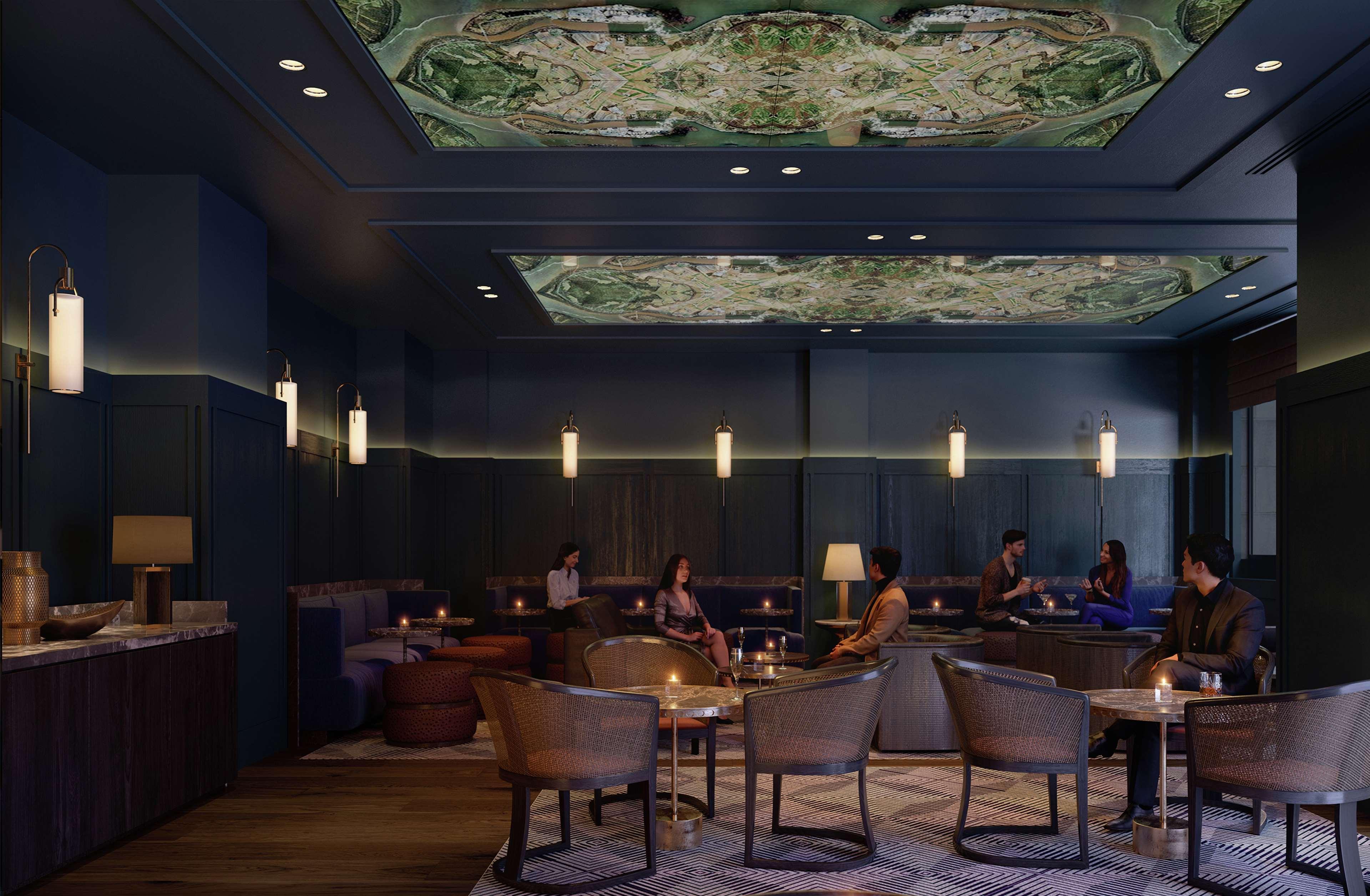 Hilton Little Queen Street Hotel