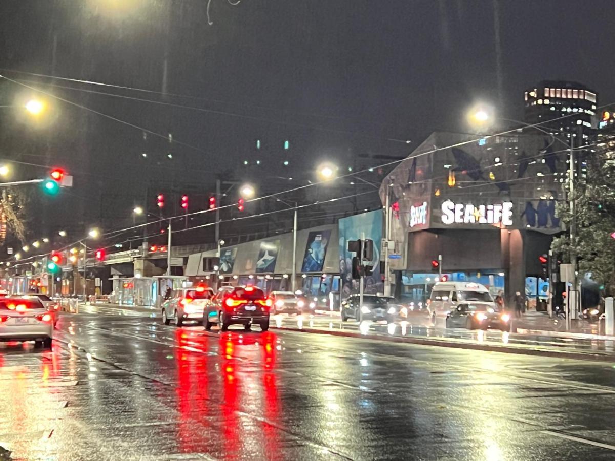 Aura On Flinders Serviced 4* Melbourne